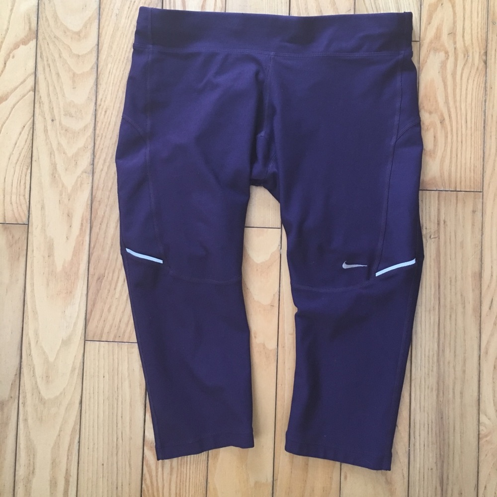 Nike dri fit Capri running pants